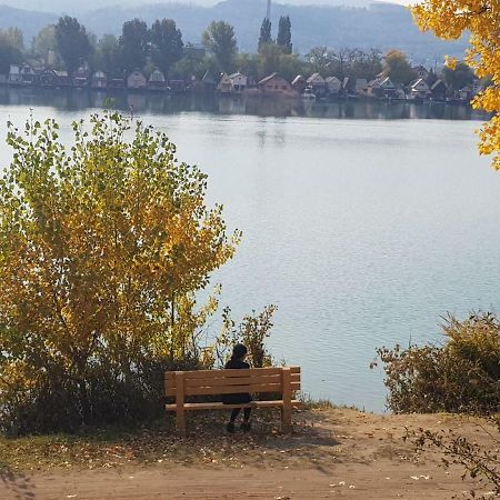 Apartamento House At Lake Esztergom Exterior foto